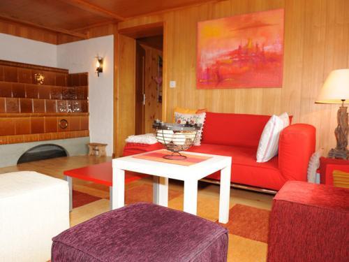 Cozy Chalet In Grindelwald With Mountain View
