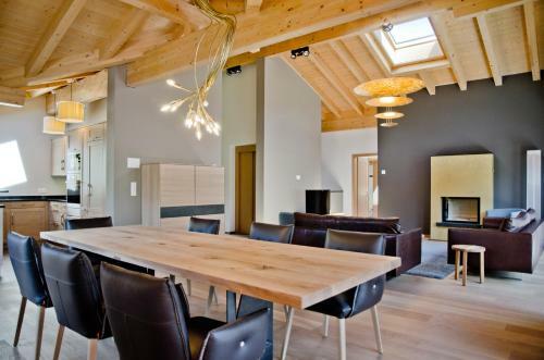 Chalet Rothenegg - Griwarent Ag