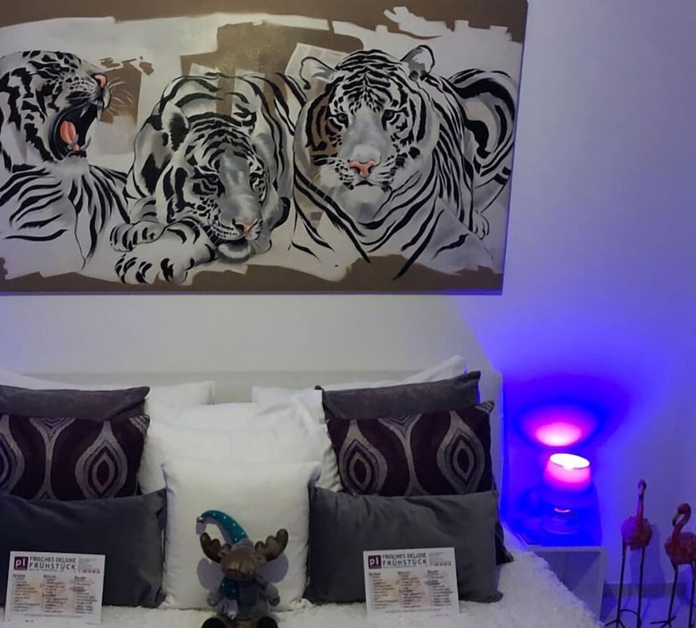 Bed & Breakfast Perfect Lifestyle� Design Boutique