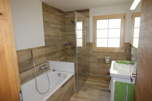 Apartamento Ferienwohnung B�rtschi