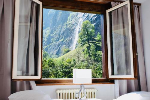 Breathtaking Waterfall Apartment