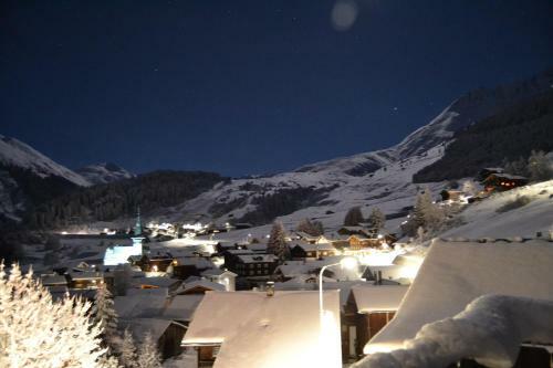 Hotel Mountain Lodge Sedrun