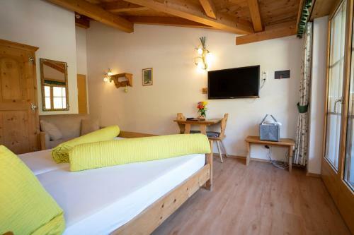 Hotel Chasa Randulina