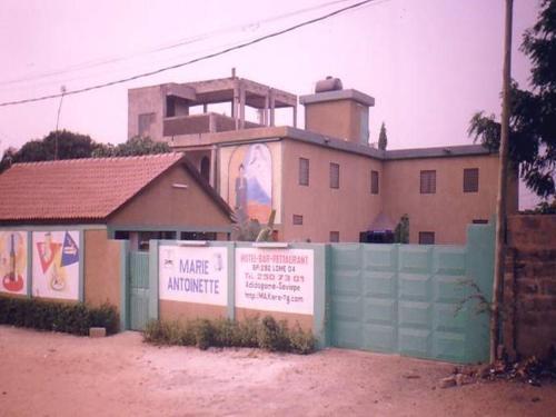 Hotel Marie Antoinette Kara