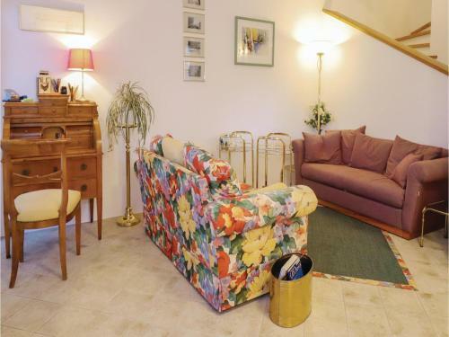 Three-bedroom Holiday Home In Mondsee
