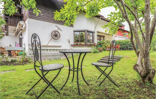 Three-bedroom Holiday Home In Mondsee