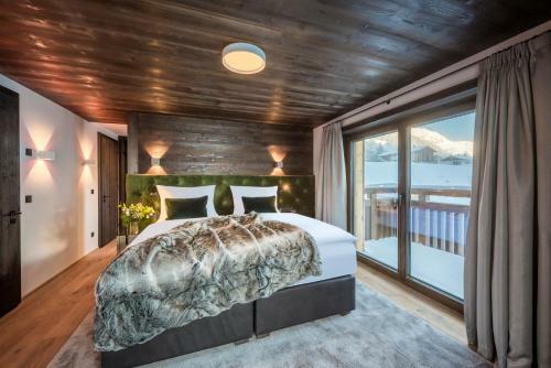 Nidus Luxury Apartments