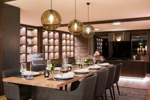 Nidus Luxury Apartments