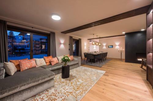 Nidus Luxury Apartments
