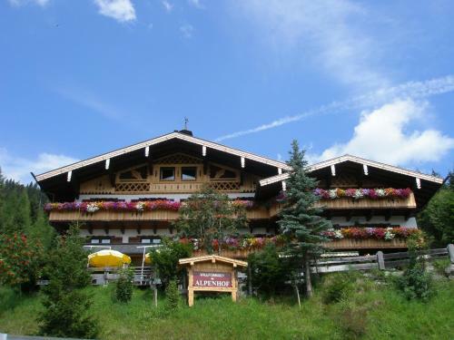 Hostal Alpenhof Schwaiger
