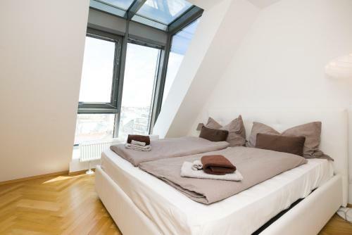 Sas-niccy Apartments