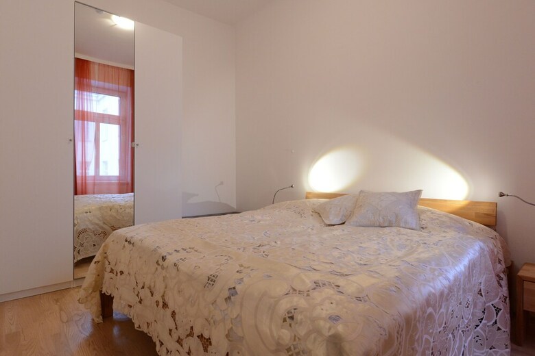 Sunrise Apartments