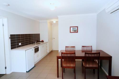 Motel Deniliquin Golf Leisure Resort