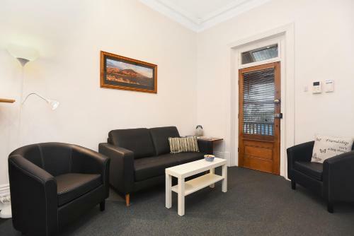 City Apartments At Cecil Mansions