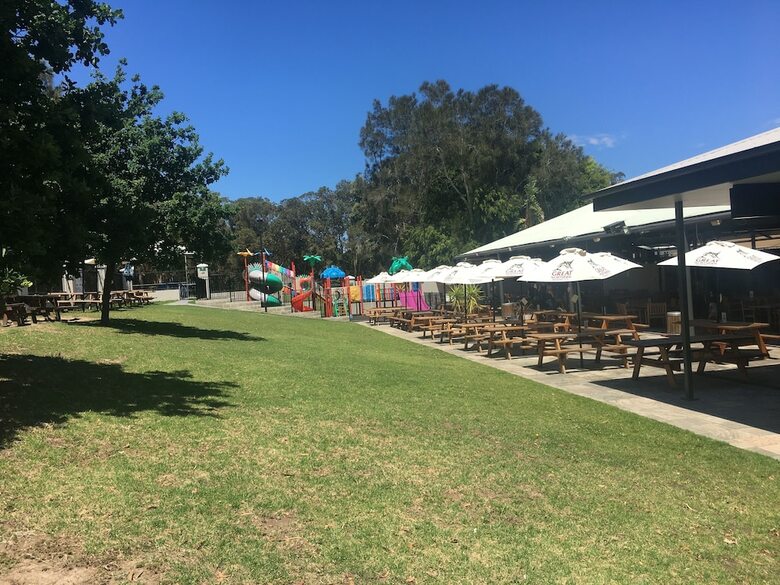 Motel Bateau Bay Hotel