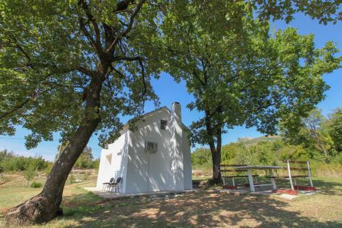 Getaway House Loko