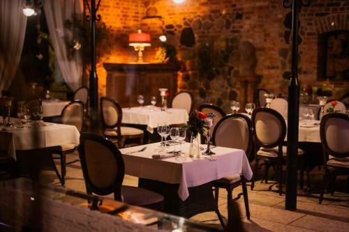 Hostal ?abi Dw�r - Hotel, Restauracja, Spa