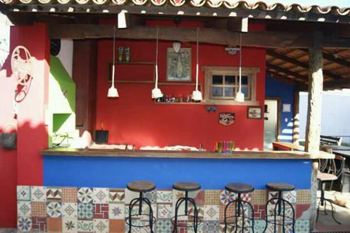 Casa Na Cidade Com Ares De Campo