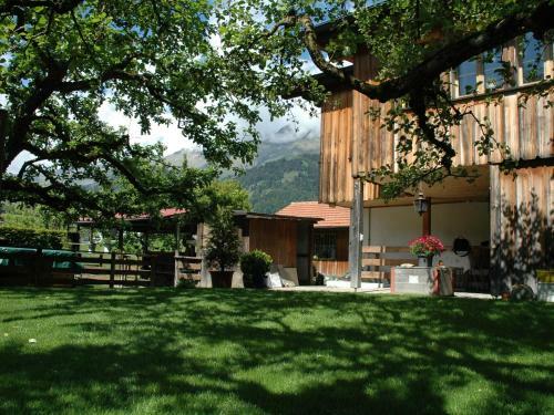 Spacious Apartment In Frutigen With Garden