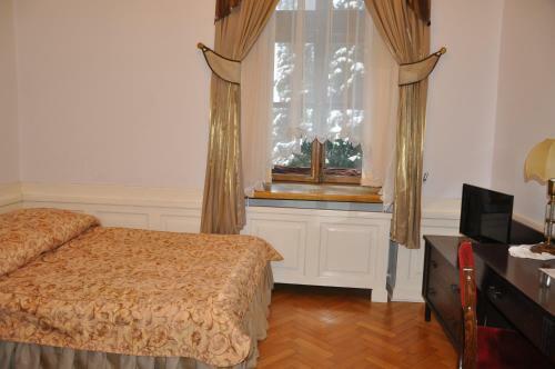 Dom Polonii Hotel Zamek