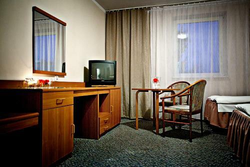 Hostel August�w