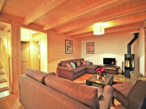 Splendid Valley View Chalet In Les Collons