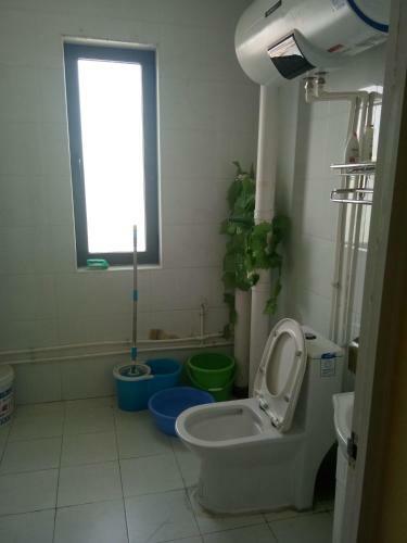 Wuwei Qiyou Space Capsule Hostel