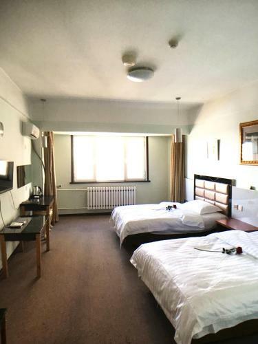 Hotel Manzhouli Phoenix Inn