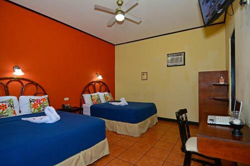 Hotel Guacima Country Inn