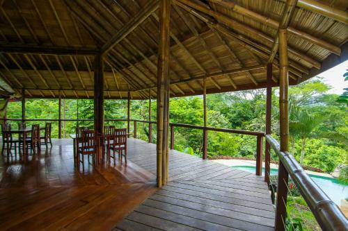 Lodge Madreselva (jungle Bungalows)