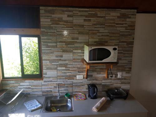 Albergue Mora's Place B&B