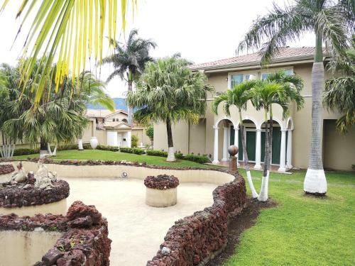 Bed & Breakfast Palacio Lignac - Adults Only