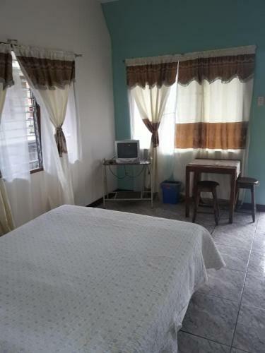Albergue Laurel Mont Hostal