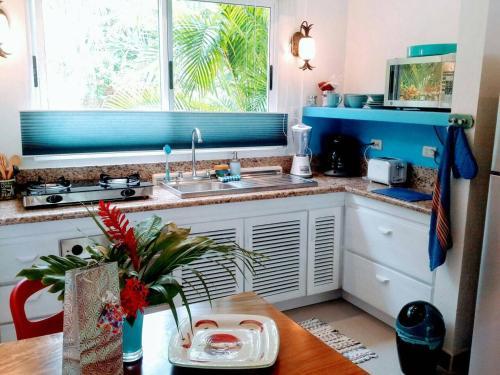 Down By The Sea Beachfront Apartment