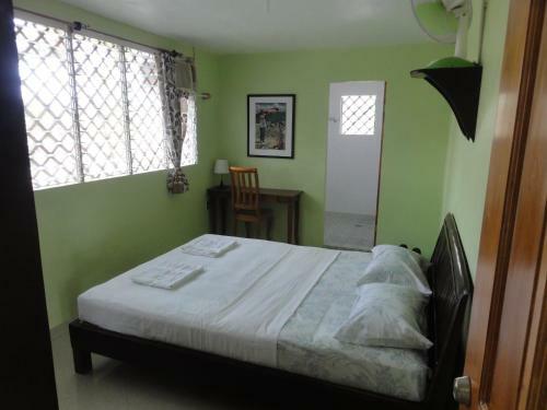 Bed & Breakfast Sea Turtle House Moalboal
