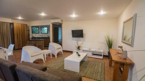 La Mariposa Apartments