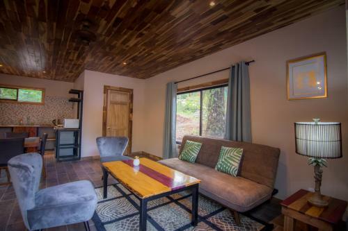 Hotel Avatar Eco Lodge