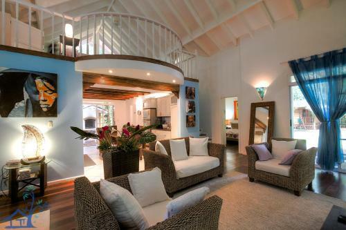 Villa Naranja Pool House