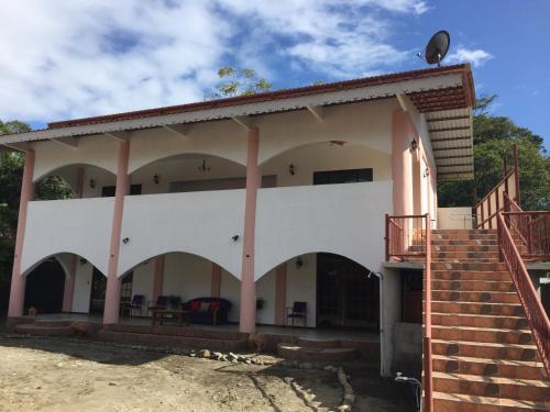 Pangea Lodge