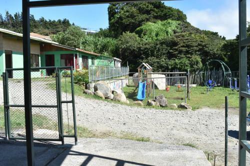 Lidia's Mountain View