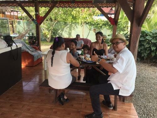 Albergue Hotel One Love Puerto Viejo