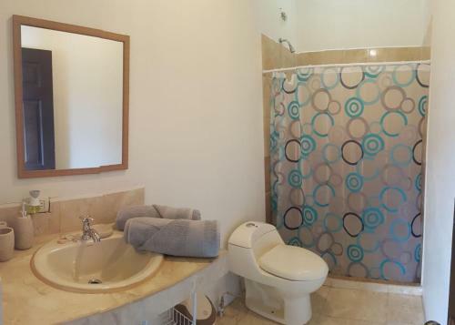 Hotel Naani Lodge Villas