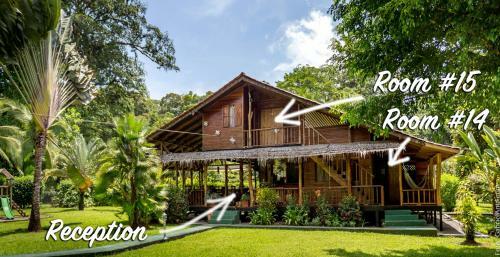 Hotel Coco Loco Lodge