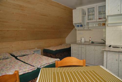 Hostal Guest House U Supa