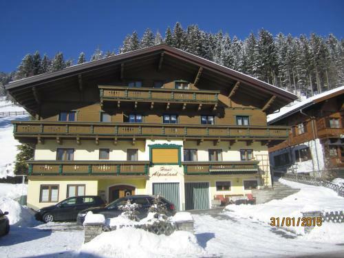 Hostal Haus Alpenland