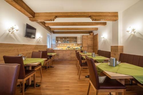 Hostal Haus Alpenland