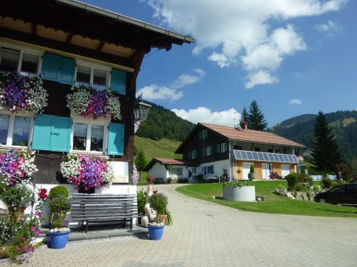 Apartamento Bim Schwarza St�rar