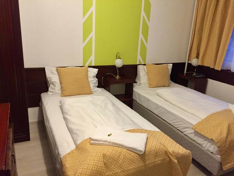 Gloria Hotel