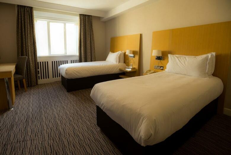 Hotel Park Inn Shannon Airport