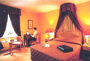 Hotel Temple Gate (.)